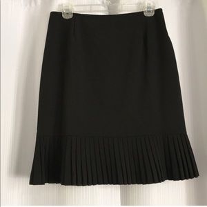 Vintage Black Pencil Skirt w/ Pleated Hem